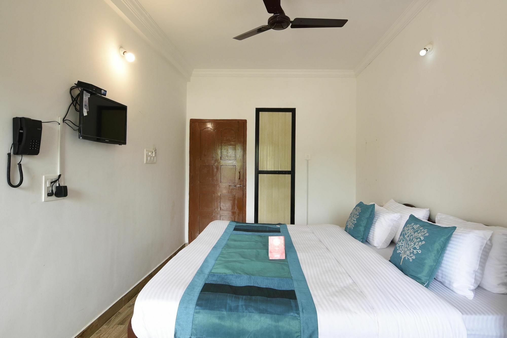 Frank Guest House Baga Ngoại thất bức ảnh
